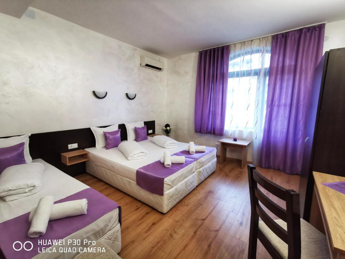 Hotel Swiss Shumen Esterno foto