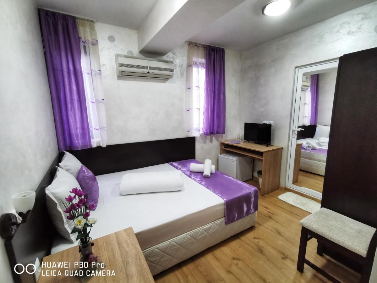Hotel Swiss Shumen Esterno foto