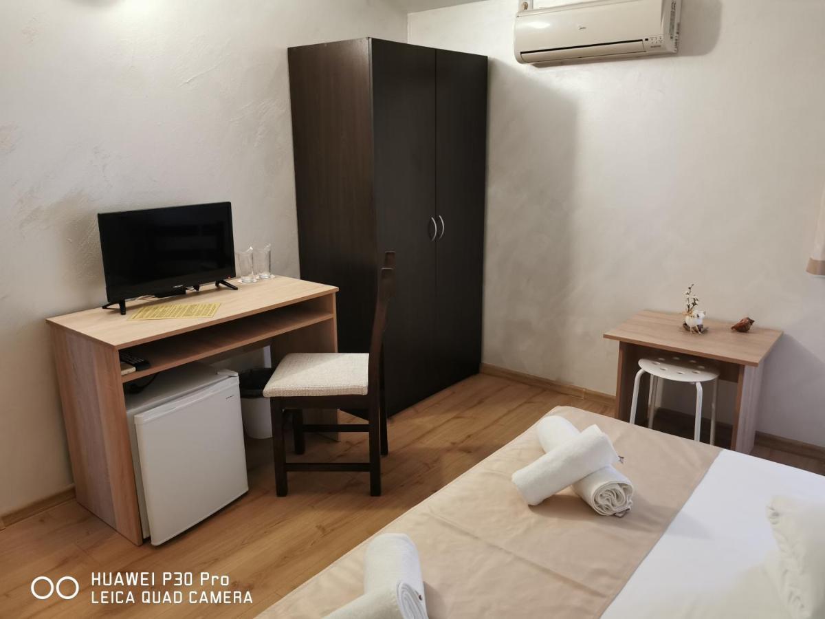 Hotel Swiss Shumen Esterno foto