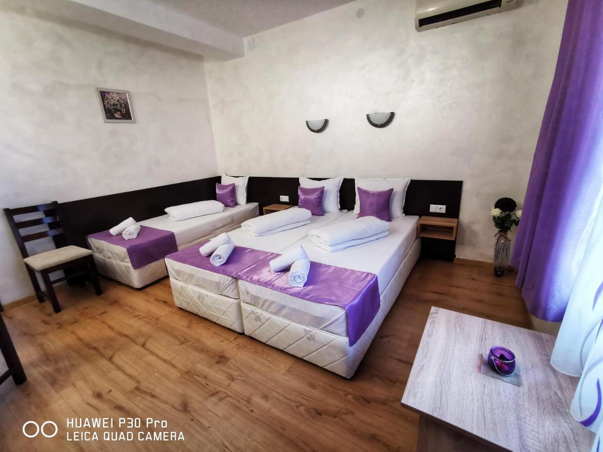 Hotel Swiss Shumen Esterno foto