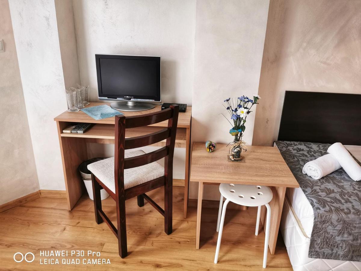 Hotel Swiss Shumen Esterno foto