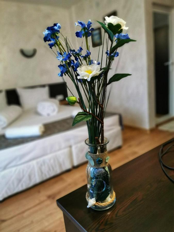 Hotel Swiss Shumen Esterno foto